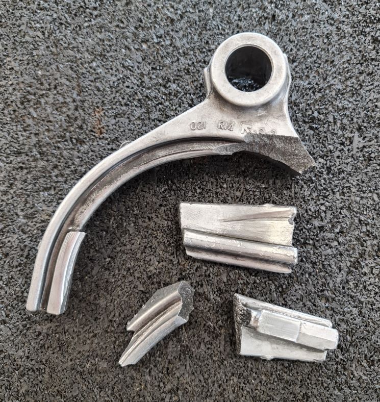 Gearbox selective fork